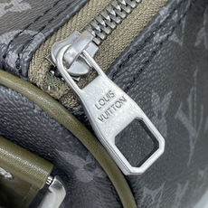【顶级原单】【KEEPALL BANDOULIÈRE 25 手袋】M28638 黑花/绿色 本款 Keepall Ban 【顶级原单】【KEEPALL BANDOULIÈRE 25 手袋】M28638 黑花/绿色 本款 Keepall Ban