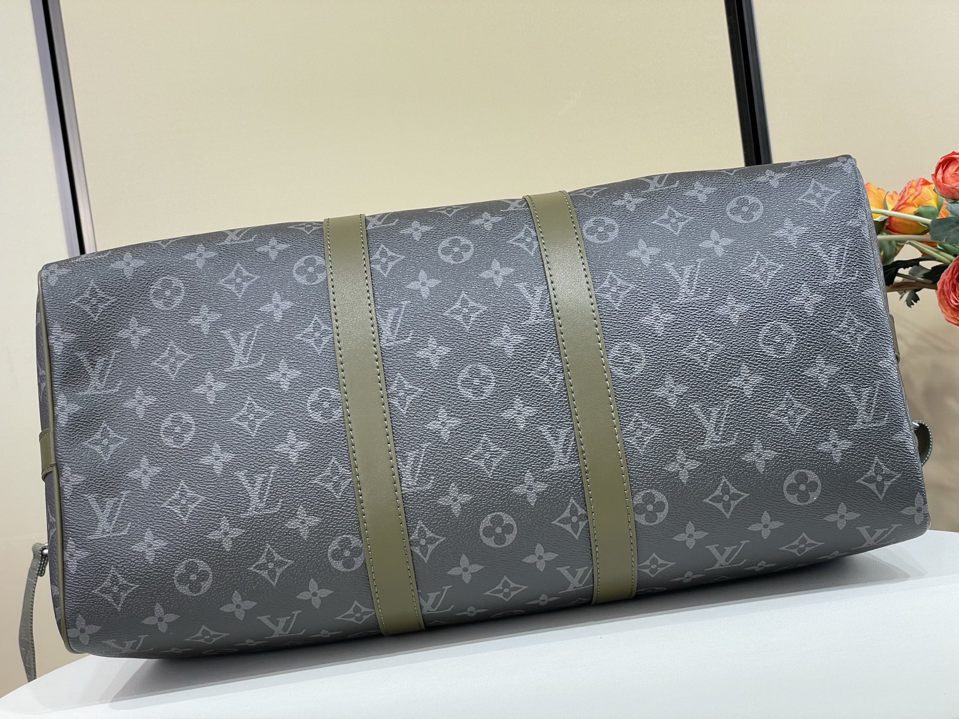 【顶级原单】【KEEPALL BANDOULIÈRE 45 旅行袋】M28837 黑花/绿色 本款 Keepall Ba
