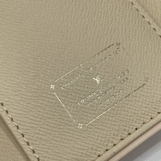 【顶级原单】【Victorine 钱夹】M2A152 白色/提花 M2A151 粉色/提花 这一版的Victorine钱 【顶级原单】【Victorine 钱夹】M2A152 白色/提花 M2A151 粉色/提花 这一版的Victorine钱