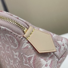 【顶级原单】【POCHETTE COSMÉTIQUE 小号化妆包】M2A320 白色 M2A419 粉色(提花)本款 P 【顶级原单】【POCHETTE COSMÉTIQUE 小号化妆包】M2A320 白色 M2A419 粉色(提花)本款 P