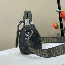 【KEEPALL BANDOULIÈRE 25 手袋】M28638 黑花/绿色 本款 Keepall Bandouliè 【KEEPALL BANDOULIÈRE 25 手袋】M28638 黑花/绿色 本款 Keepall Bandouliè