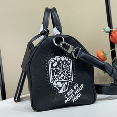【顶级原单】【Speedy Bandoulière 30 手袋】M26177 黑色/红色 Speedy Bandou 【顶级原单】【Speedy Bandoulière 30 手袋】M26177 黑色/红色 Speedy Bandou