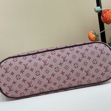 【顶级原单】【Lucille 大号中古手提袋】 M92609 M92679 M92681 M92683 M92677 绿 【顶级原单】【Lucille 大号中古手提袋】 M92609 M92679 M92681 M92683 M92677 绿