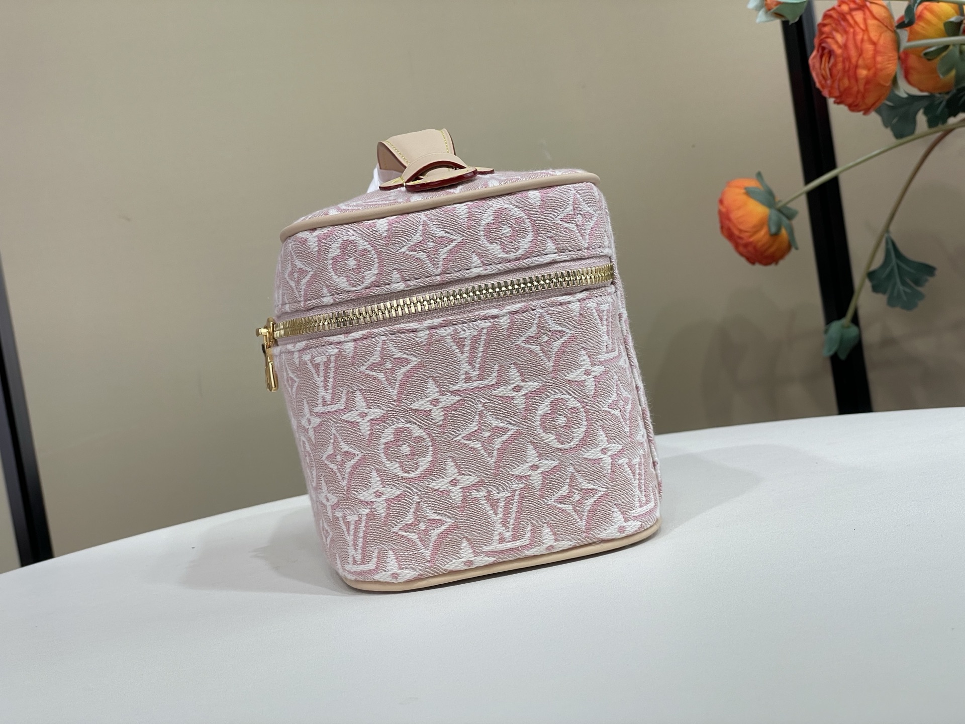 【顶级原单】【NICE 迷你化妆包】 m29667 粉色/提花 本款 Nice 迷你化妆包取材 Monogram Emb