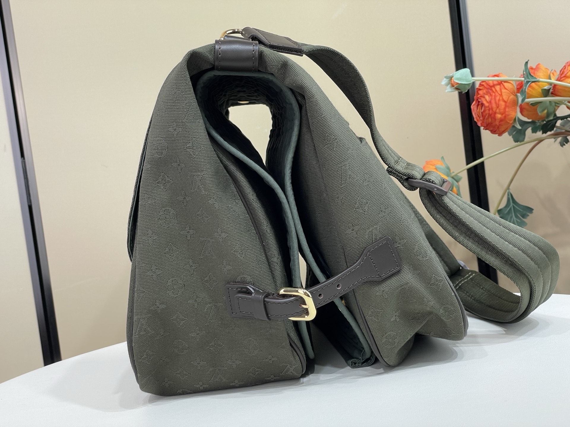 【顶级原单】【SAUMUR 双子星大号中古手袋 】M42352 蓝色 M42351 绿色 M42350 蓝白色（牛仔）采