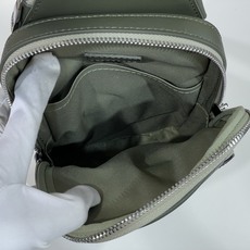 【顶级原单】【Avenue Slingbag PM 单肩 手袋】M28735 黑花/绿色 大道斜挎包以Monogram 【顶级原单】【Avenue Slingbag PM 单肩 手袋】M28735 黑花/绿色 大道斜挎包以Monogram