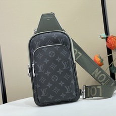 【顶级原单】【Avenue Slingbag PM 单肩 手袋】M28735 黑花/绿色 大道斜挎包以Monogram 【顶级原单】【Avenue Slingbag PM 单肩 手袋】M28735 黑花/绿色 大道斜挎包以Monogram
