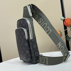 【顶级原单】【Avenue Slingbag PM 单肩 手袋】M28735 黑花/绿色 大道斜挎包以Monogram 【顶级原单】【Avenue Slingbag PM 单肩 手袋】M28735 黑花/绿色 大道斜挎包以Monogram