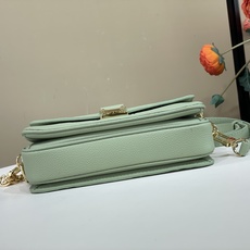 【POCHETTE MÉTIS EAST-WEST 手袋】M2A339 薄荷绿 本款 Pochette Métis Ea 【POCHETTE MÉTIS EAST-WEST 手袋】M2A339 薄荷绿 本款 Pochette Métis Ea