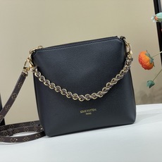 【Multipass Mini 手袋 】M2A840 黑色老花内里 本款Multipass Mini 手袋以精巧构型重释 【Multipass Mini 手袋 】M2A840 黑色老花内里 本款Multipass Mini 手袋以精巧构型重释