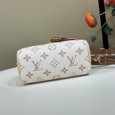 【顶级原单】【NANO SPEEDY 手袋 】M29781 白花(沙丘) LV Crafty 系列焕新推出 Nano S 【顶级原单】【NANO SPEEDY 手袋 】M29781 白花(沙丘) LV Crafty 系列焕新推出 Nano S