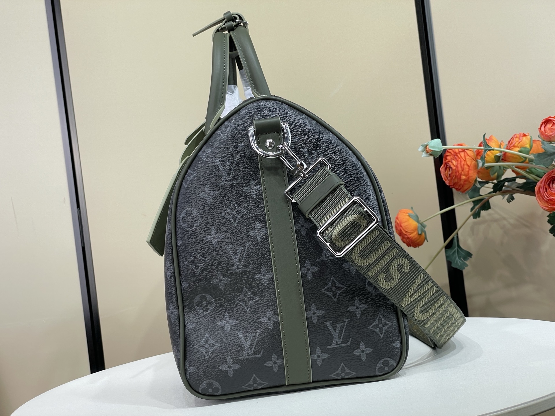 【顶级原单】【KEEPALL BANDOULIÈRE 45 旅行袋】M28837 黑花/绿色 本款 Keepall Ba
