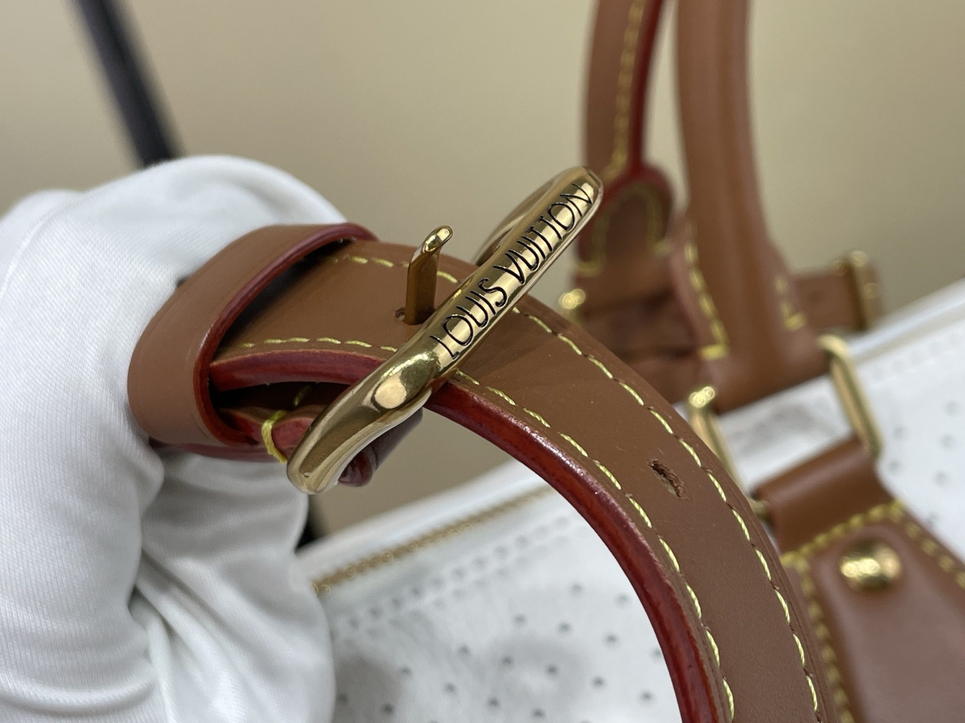 【顶级原单】【SPEEDY  BANDOULIÈRE 30 手袋】 m29330 白色（镂空）本款Speedy  Ban