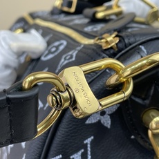 【顶级原单】【SPEEDY BANDOULIÈRE 40 手袋】M2A047黑色/夜光 本款 Speedy 40 B 【顶级原单】【SPEEDY BANDOULIÈRE 40 手袋】M2A047黑色/夜光 本款 Speedy 40 B