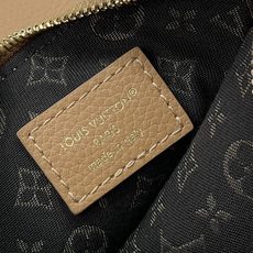 【顶级原单】【Multipass Mini 手袋 】M2A840 棕色(编织链条)本款Multipass Mini 手袋 【顶级原单】【Multipass Mini 手袋 】M2A840 棕色(编织链条)本款Multipass Mini 手袋