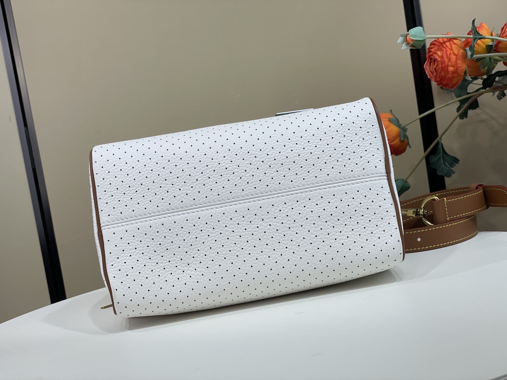 【顶级原单】【SPEEDY  BANDOULIÈRE 25 手袋】 m29330 白色（镂空）本款Speedy  Ban