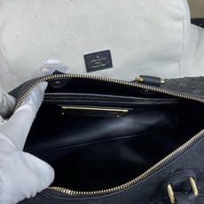 【顶级原单】【SPEEDY BANDOULIÈRE30 手袋 】M24426黑色(鸵鸟纹) 本款 Speedy Ba 【顶级原单】【SPEEDY BANDOULIÈRE30 手袋 】M24426黑色(鸵鸟纹) 本款 Speedy Ba