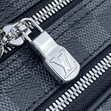 【顶级原单】【VOYAGE 公文包-双拉链 】N40485 黑格 Voyage 大号公文包在经典 Attaché 公文 【顶级原单】【VOYAGE 公文包-双拉链 】N40485 黑格 Voyage 大号公文包在经典 Attaché 公文