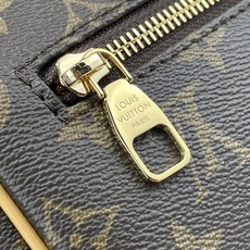 【顶级原单】【BASTILLE 小号邮差手袋】M2A191 老花 本款 Bastille 小号手袋取材 Monogra 【顶级原单】【BASTILLE 小号邮差手袋】M2A191 老花 本款 Bastille 小号手袋取材 Monogra