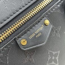 【顶级原单】【VANITY CHAIN POUCH 手袋】M3A372 黑花丝印 本款 Vanity Chain Pou 【顶级原单】【VANITY CHAIN POUCH 手袋】M3A372 黑花丝印 本款 Vanity Chain Pou