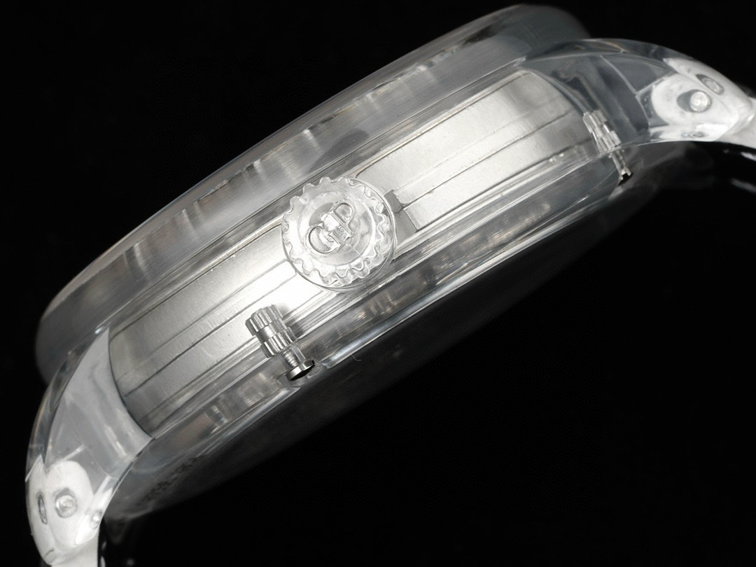 RM Factory Introduces Zippa Quasar Light Golden Bridge Watch with Transparent Design - 图片 7