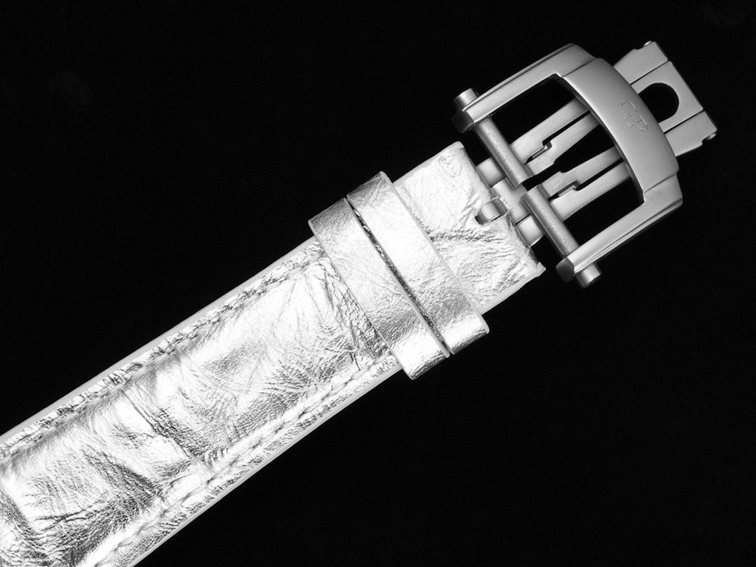 RM Factory Introduces Zippa Quasar Light Golden Bridge Watch with Transparent Design - 图片 9