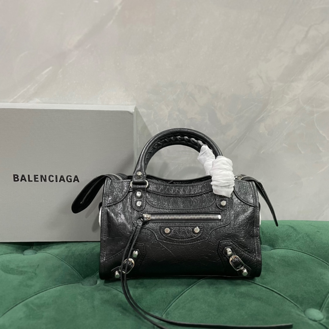 Balenciaga Taschen Umhängetaschen  & Schultertaschen Schwarz Gold Schaffell Mini