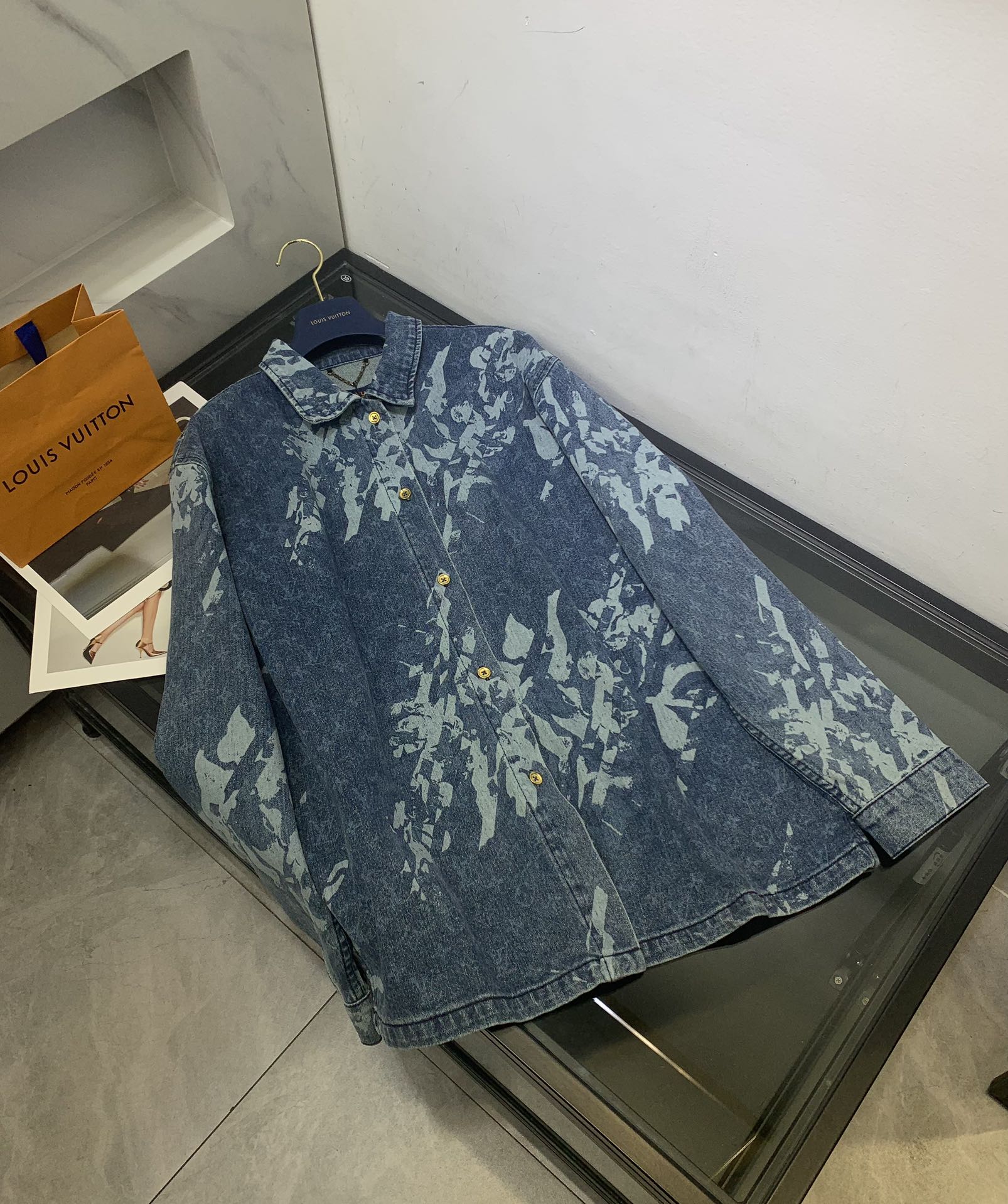 Compre la mejor réplica de alta calidad auténtica
 Louis Vuitton Ropa Abrigos y chaquetas Camisas y blusas Comprar barato
 Azul Algodón bruto azul Colección otoño