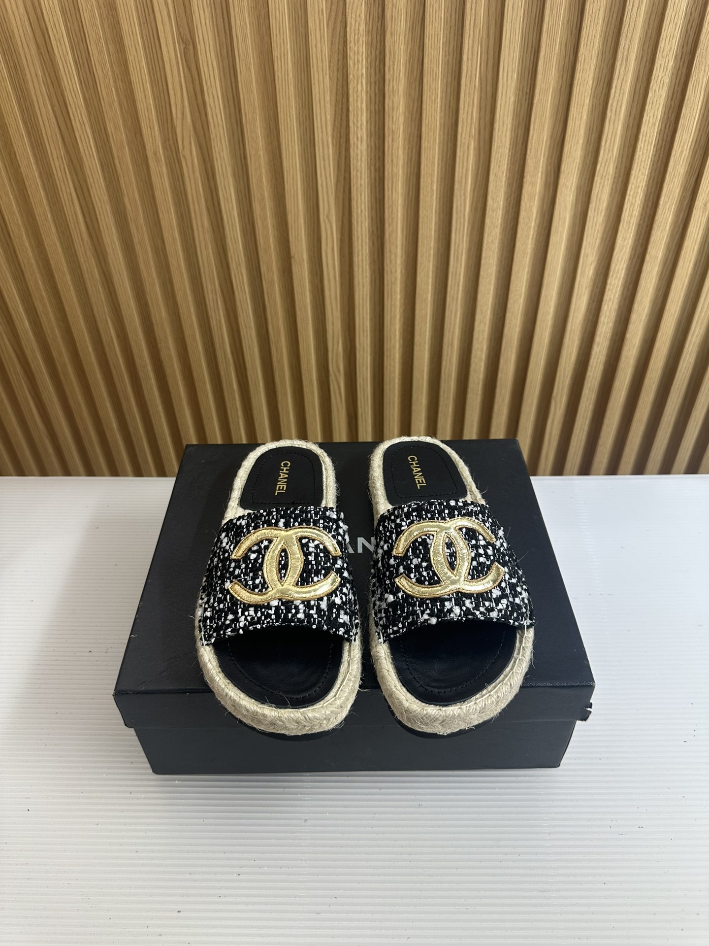 Chanel CHANE* ｜小香23S春夏新品大双C草编渔夫拖鞋