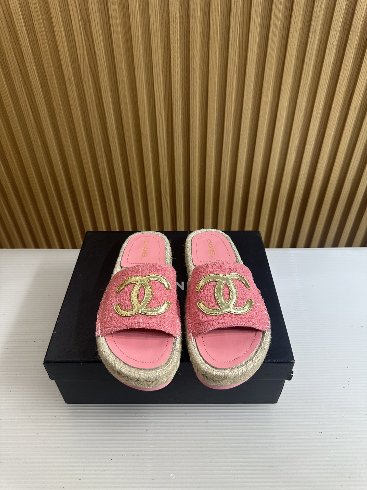 Chanel CHANE* ｜小香23S春夏新品大双C草编渔夫拖鞋