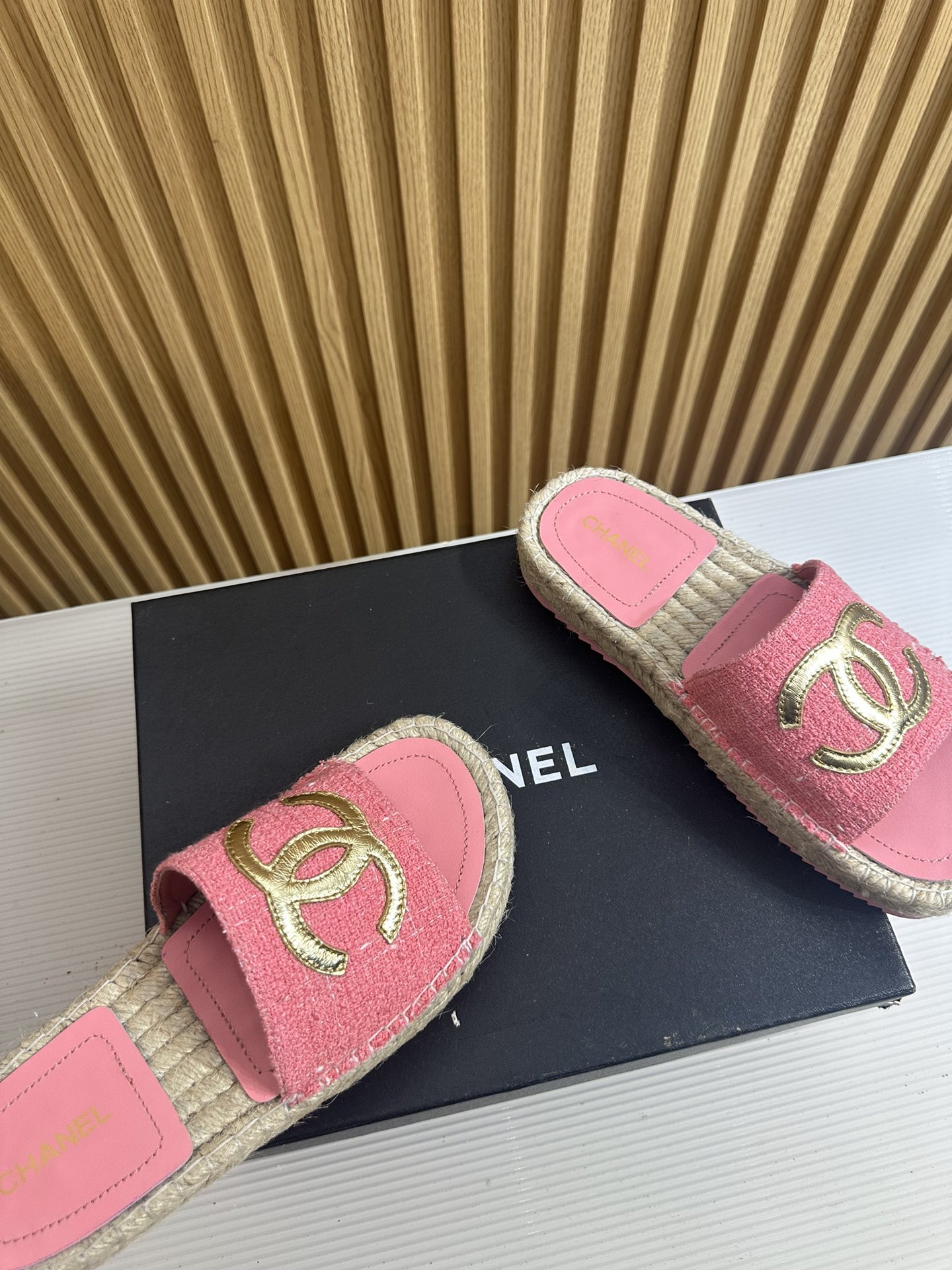 Chanel CHANE* ｜小香23S春夏新品大双C草编渔夫拖鞋