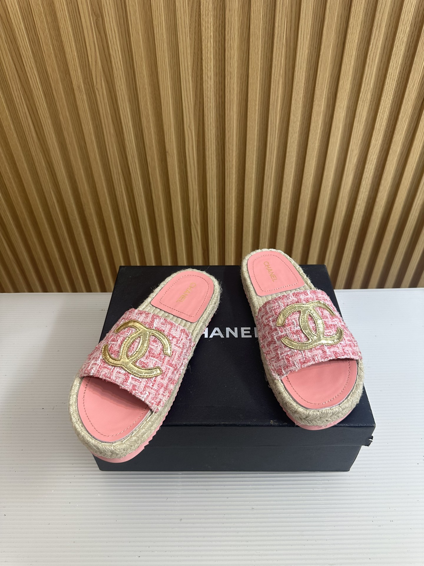 Chanel CHANE* ｜小香23S春夏新品大双C草编渔夫拖鞋
