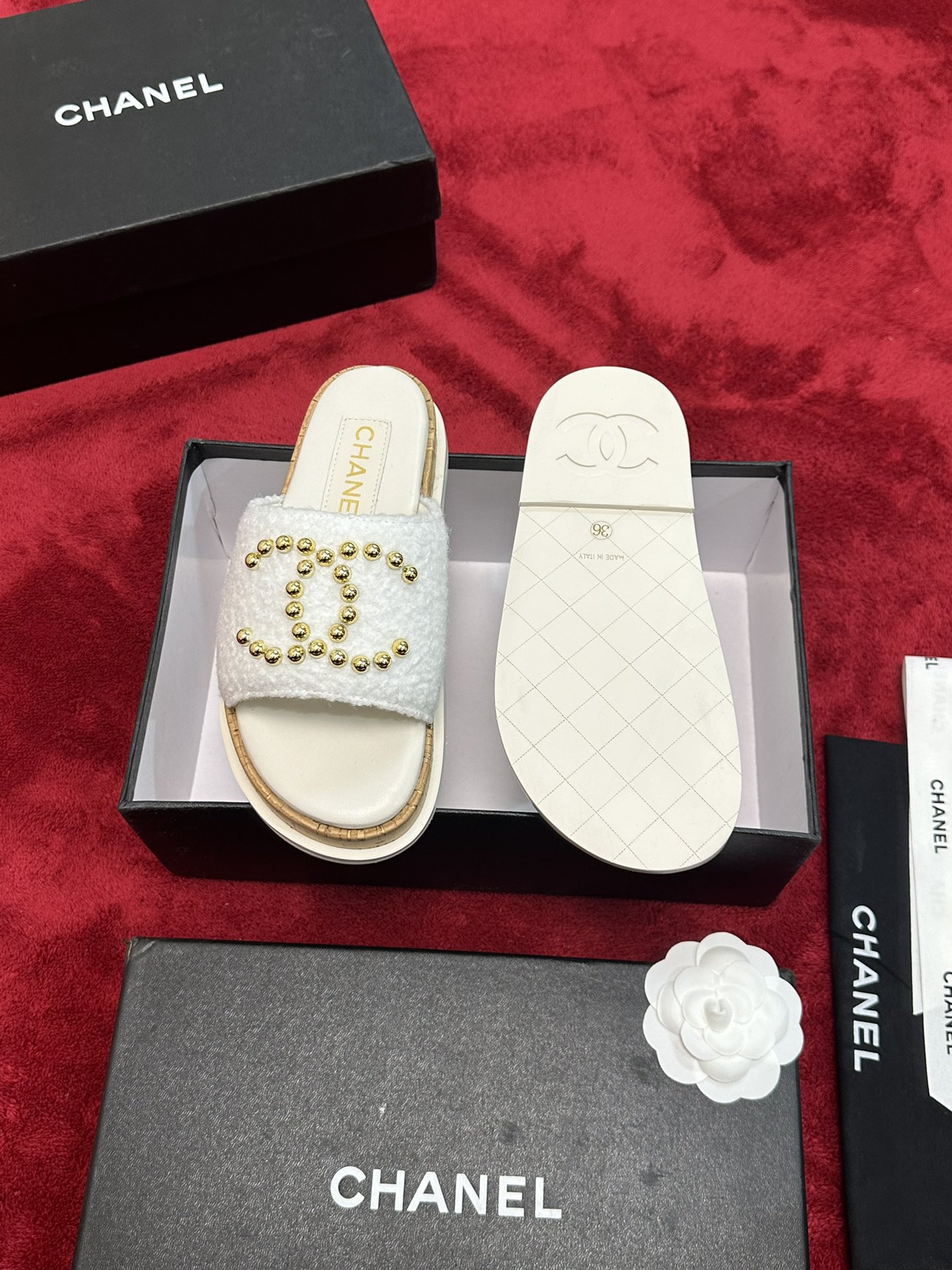 Chanel CHANE* ｜小香24P春夏新品珍珠大双C木纹厚底拖鞋