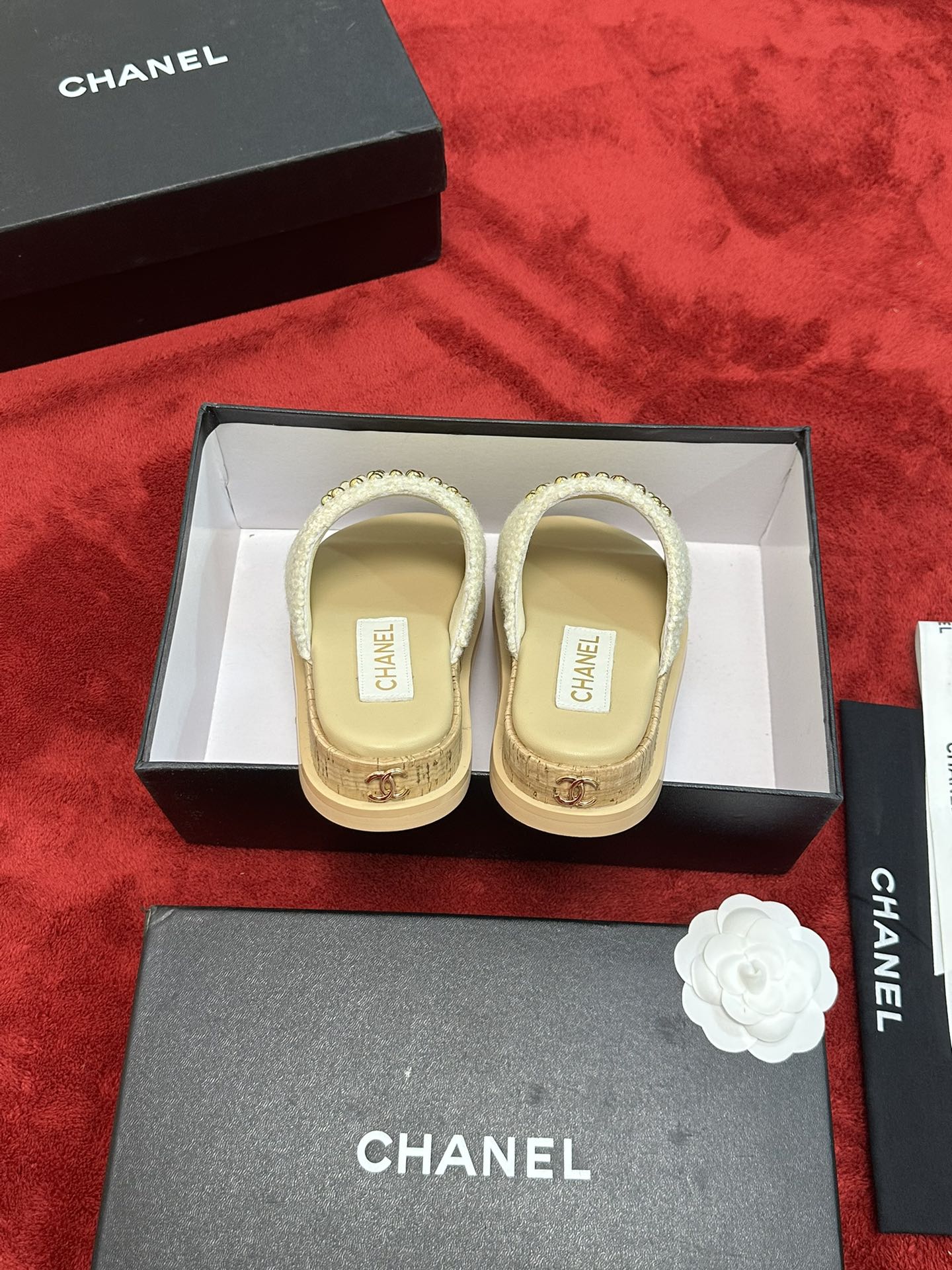 Chanel CHANE* ｜小香24P春夏新品珍珠大双C木纹厚底拖鞋