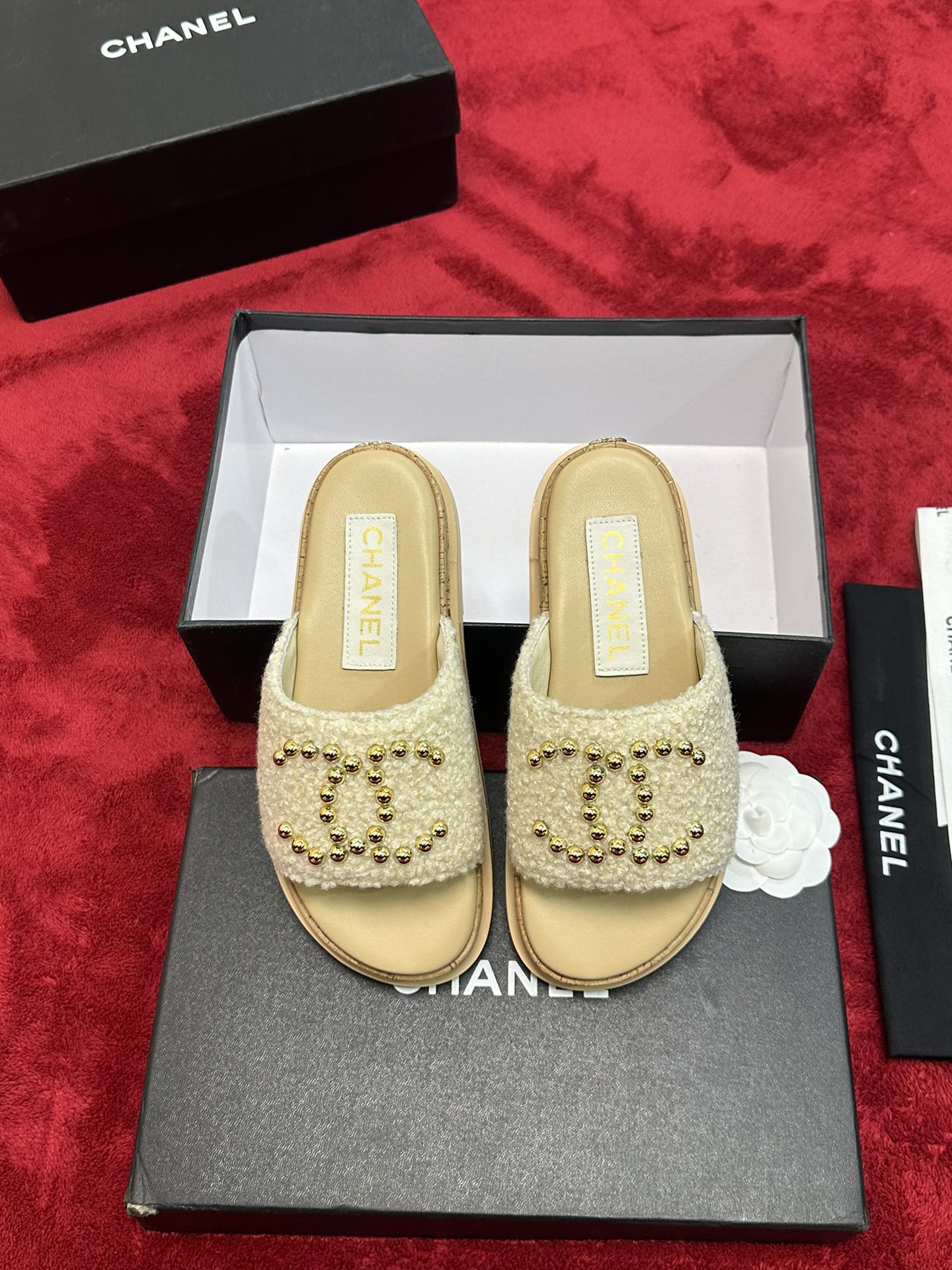 Chanel CHANE* ｜小香24P春夏新品珍珠大双C木纹厚底拖鞋