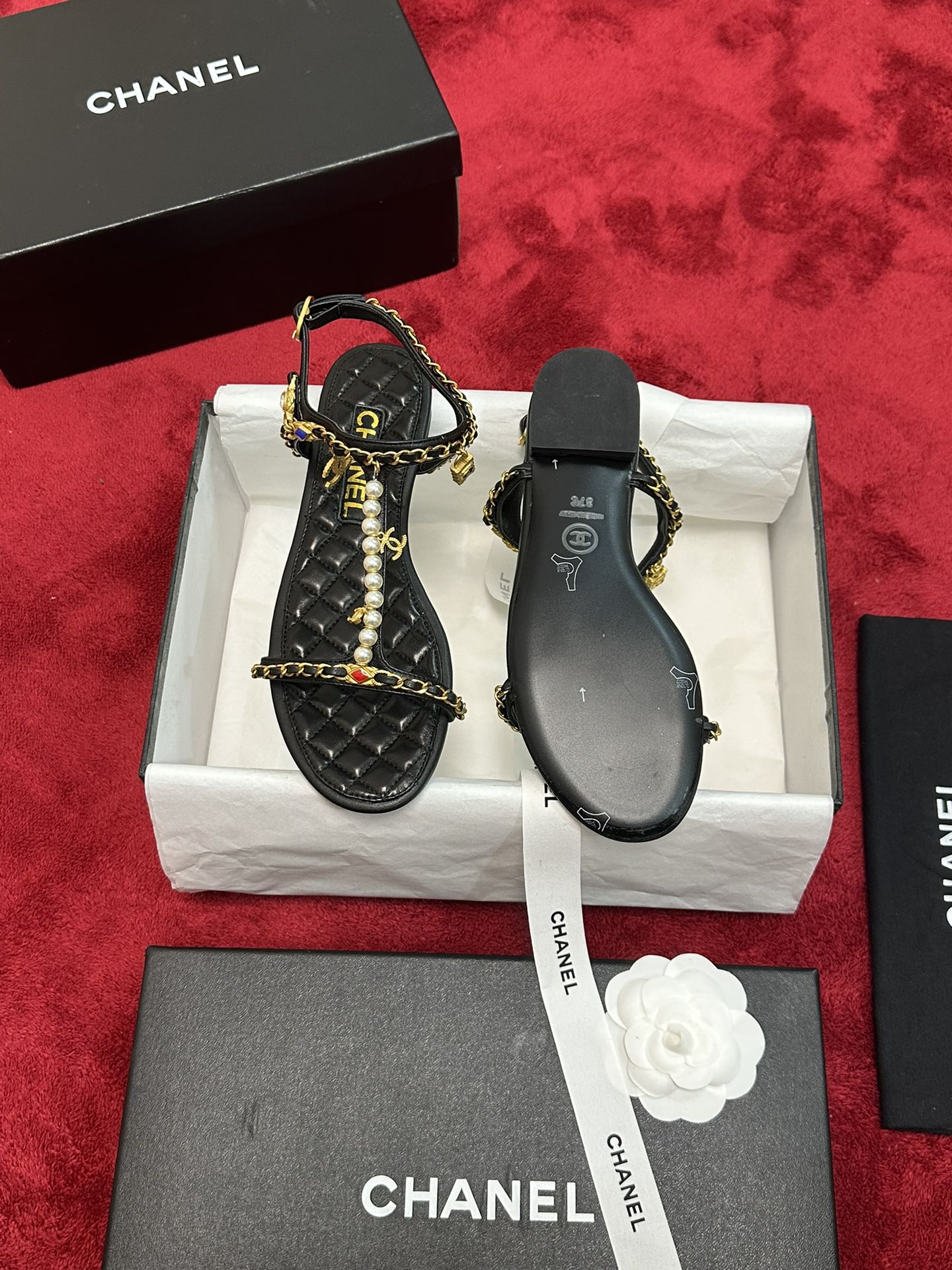 Chrome Hearts 𝐂𝐡*𝐧𝐞𝐥 24P早秋最 爆凉拖鞋