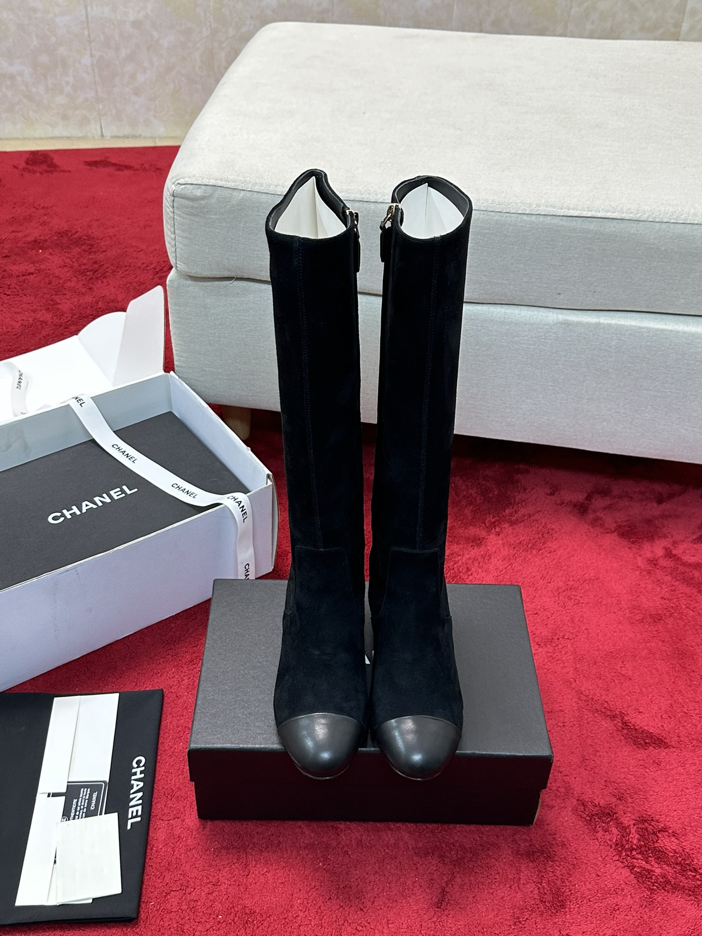 NO:543497,Top version CHANEL official website same style, Chanel new long boots, simple and elegant, fashionable and versatile, comfortable feet, imported upper, inner sheepskin, heel height 5cm, size 35-39 (note that 40.41.42 custom made, no return or exchange), boots, chanel, chanel, boots, sheepskin, sheep19860909顶级版本 CHANEL官网同款, 香奈儿新款长靴,简约大方,时尚百搭脚感舒适, 鞋面进口羊京+羊皮 内里羊皮 跟高5cm  码数35-39（注意40.41.42订做不退不换）,靴子,chanel,chanel,boots,sheepskin,sheep,Women's Shoes