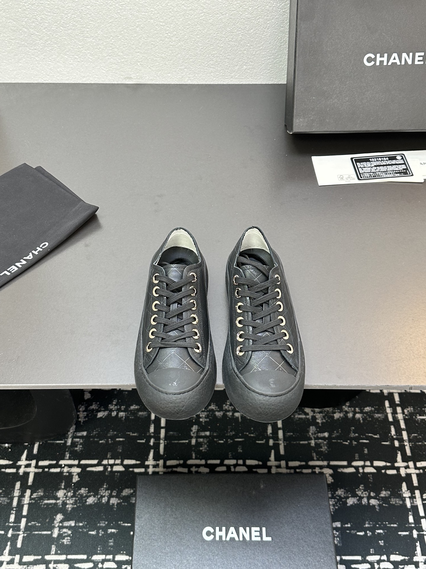 NO:257374,CHANE Chanel 2025 new small fragrance style thick sole sneakers fashionable height-enhancing shoes casual shoes board shoes small white shoes printing diamond logo special craftsmanship fabric cowhide inner brie sole original open mold sole rubber sole size 35-40 (40 custom made without return or exchange), casual shoes/sports shoes, chanel, chanel, sneakers, cowhide19860909CHANE香奈儿2025新款小香风厚底运动鞋时尚增高鞋休闲鞋 板鞋小白鞋 印刷菱格logo特殊工艺 面料牛皮 内里布里 鞋底原版开模鞋底橡胶底 码数35-40(40定做不退换）,休闲鞋/运动鞋,chanel,chanel,sneakers,cowhide,Women's Shoes