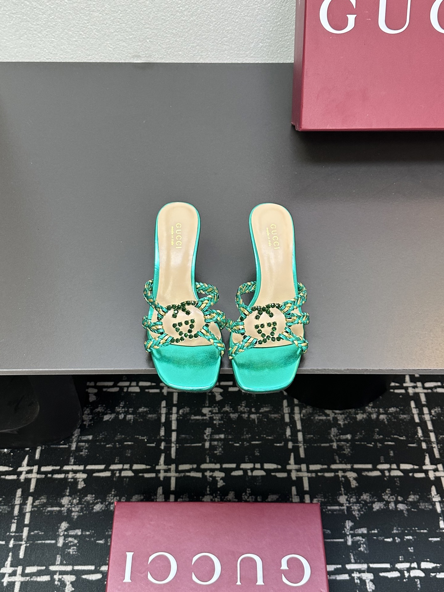 NO:249452,G Home New Crystal Embellished Heavy-Woven Sandals in Summer G Home's 