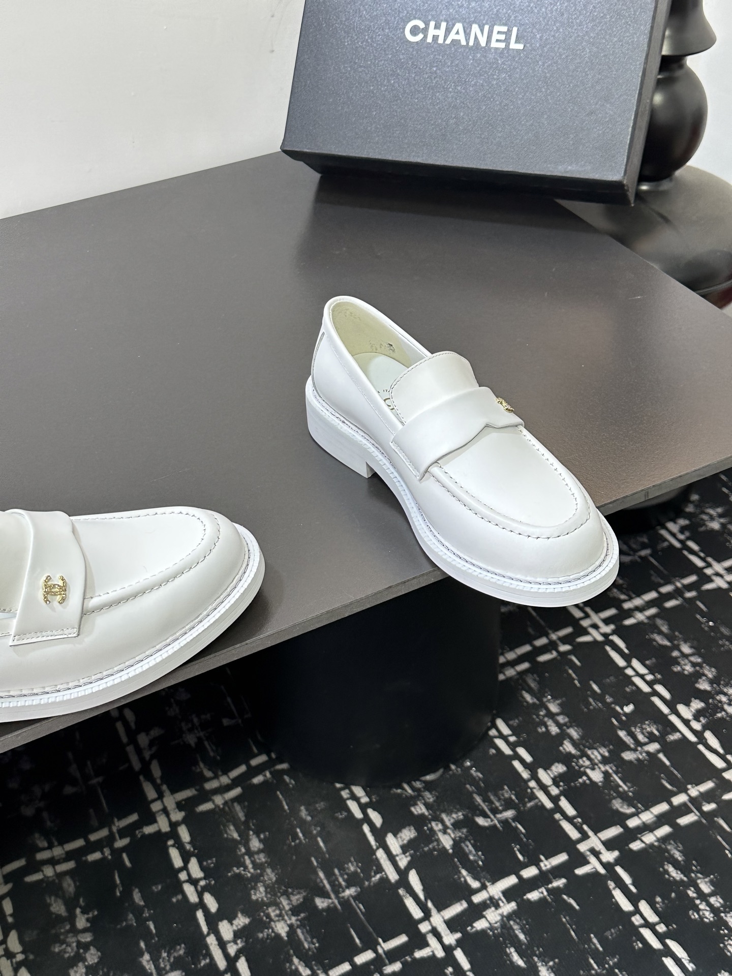 Chanel Haute Couture Classic Luxury Leather Shoe Loafer Shoes 5