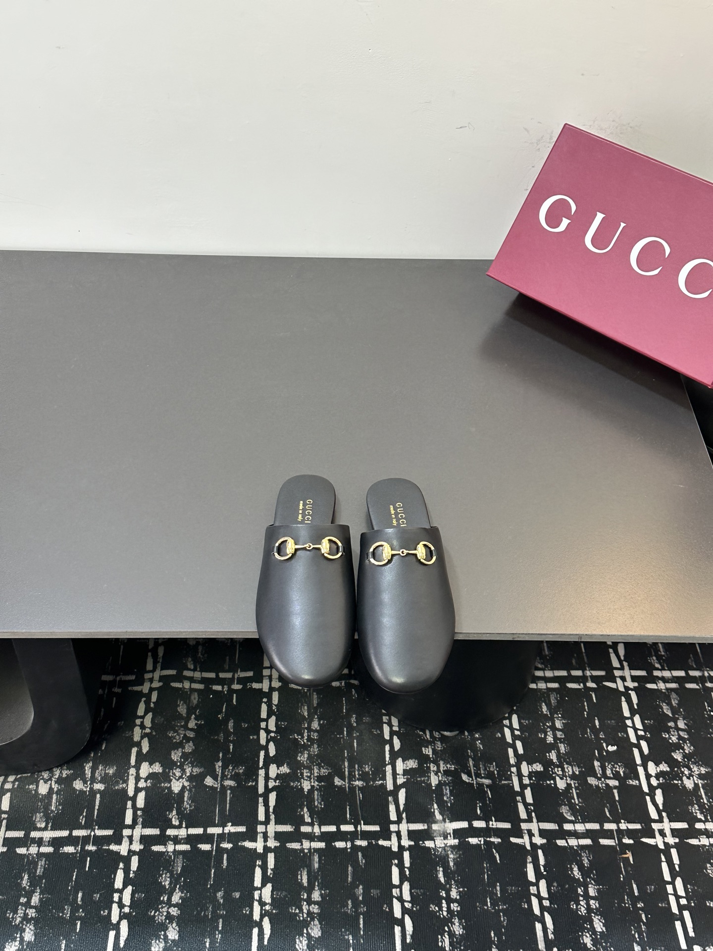 NO:707704,Gucci Guccⅰ sheepskin lining and feet, size, 35-42 (40.41, order 42, leather outsole, half drag, gucci, sheepskin, Leather soles19860909古奇 Guccⅰ 羊皮内里和垫脚 码数,35-42（40.41 42订 真皮大底,半拖,gucci,sheepskin,Leather soles,Women's Shoes
