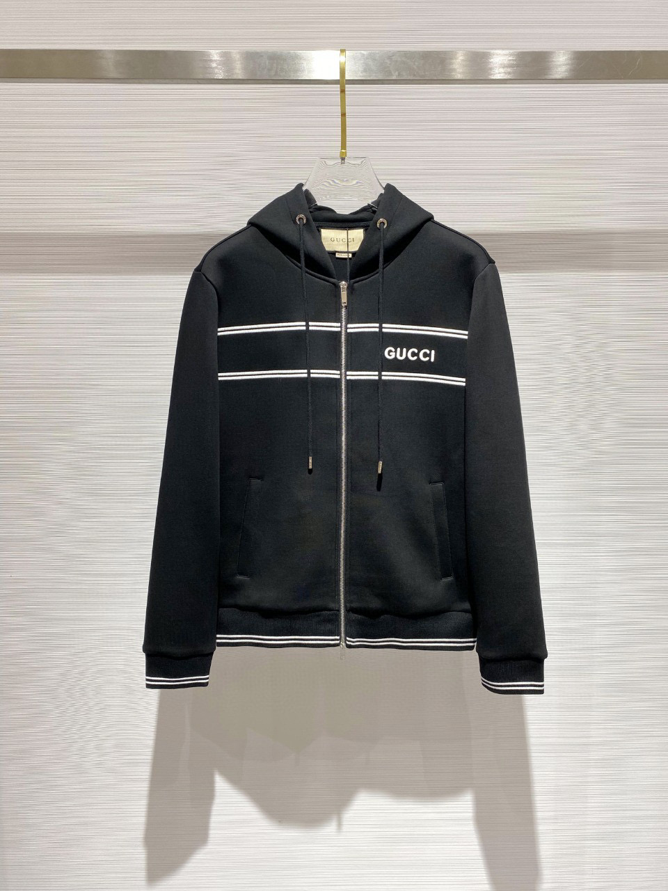 Gucci Men's Fall/Winter Casual Set - Breathable, Comfortable, and Stylish 4 i1756397526266 2734 0 2