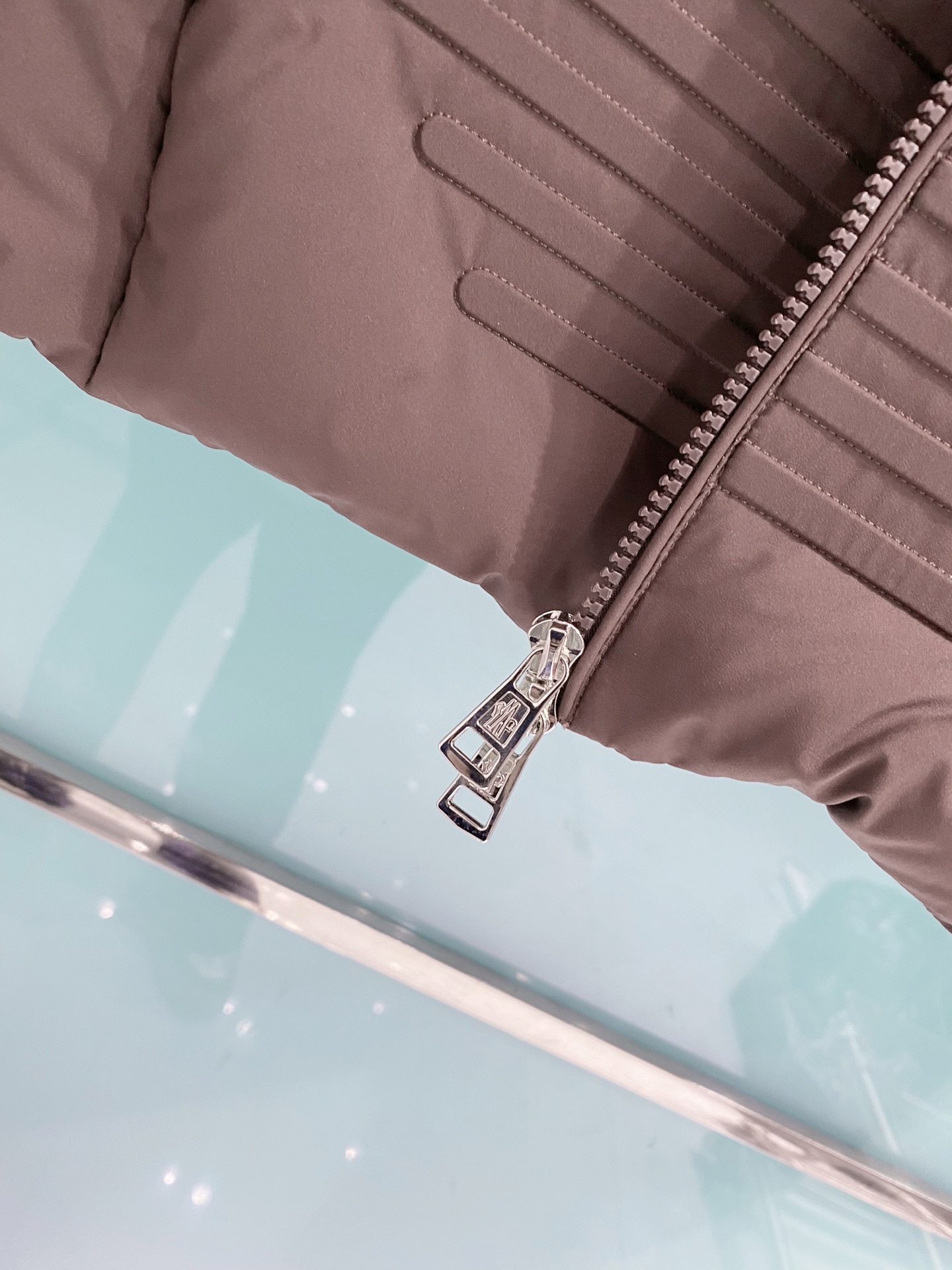 特级羽绒⬆️Moncler Matt Black3144欧洲限定款.2025全新重工机甲风异型裁剪立领羽