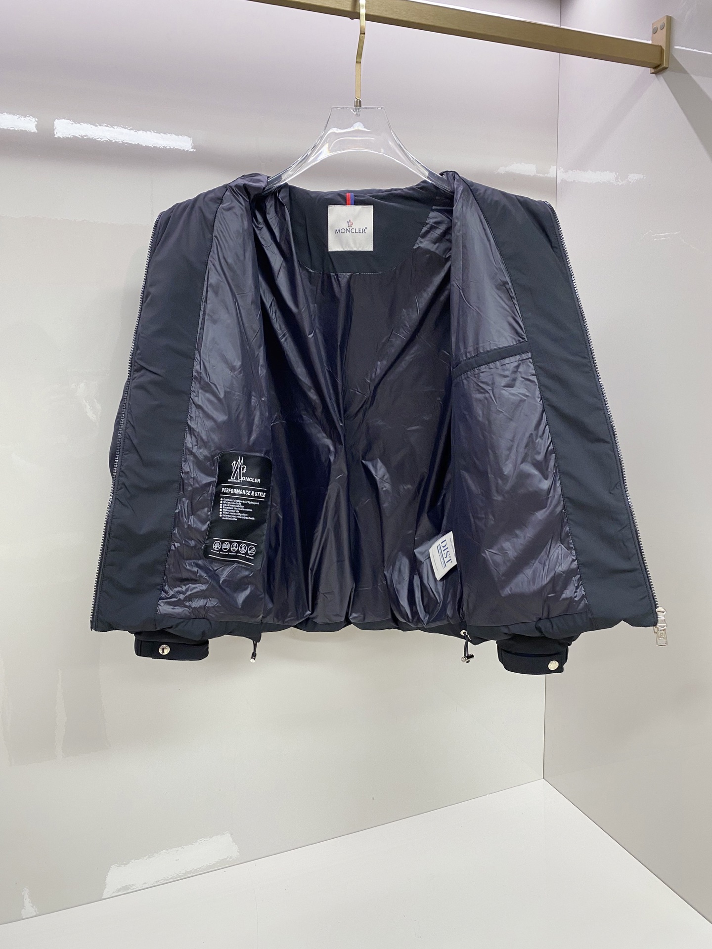 特级羽绒⬆️Moncler Matt Black3144欧洲限定款.2025全新重工机甲风异型裁剪立领羽