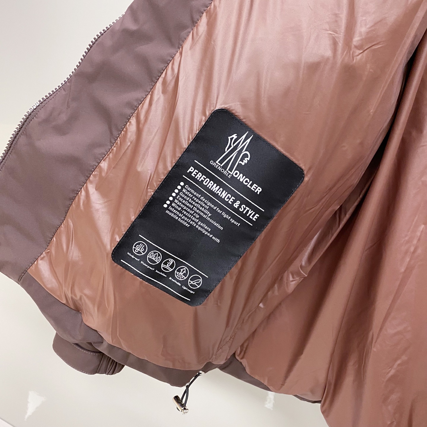 特级羽绒⬆️Moncler Matt Black3144欧洲限定款.2025全新重工机甲风异型裁剪立领羽