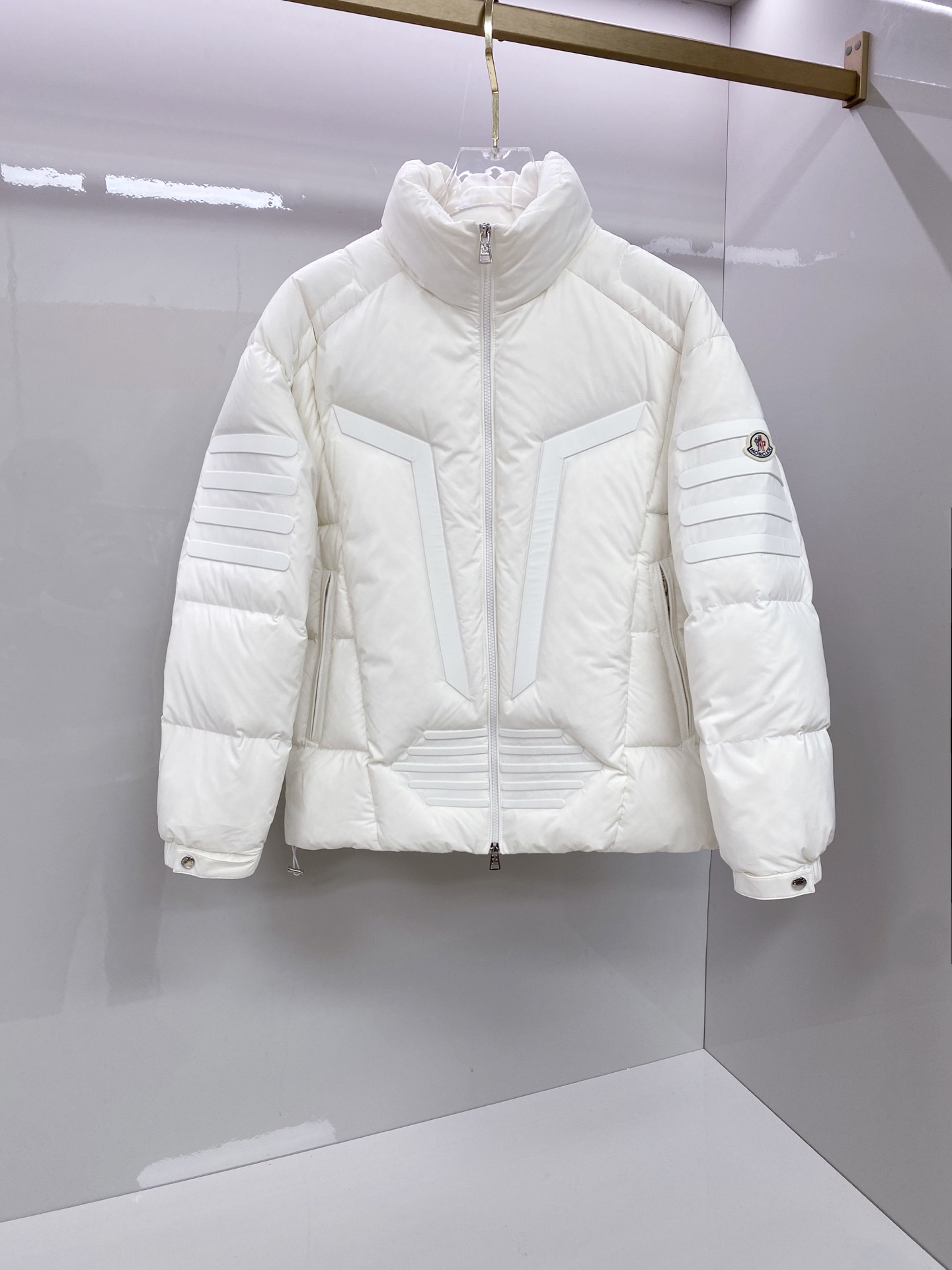 特级羽绒⬆️Moncler Matt Black3144欧洲限定款.2025全新重工机甲风异型裁剪立领羽