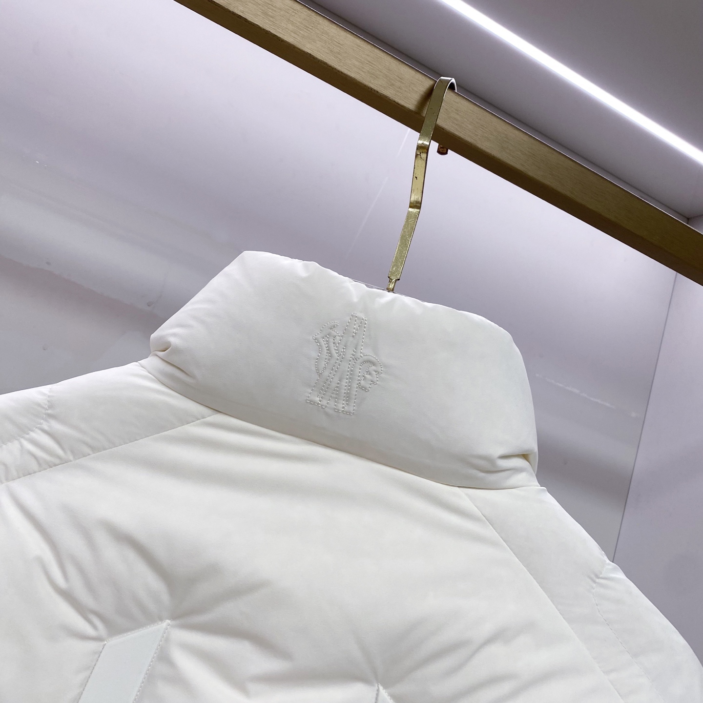 特级羽绒⬆️Moncler Matt Black3144欧洲限定款.2025全新重工机甲风异型裁剪立领羽