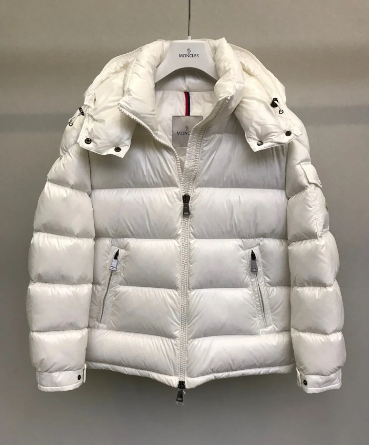 。 Moncler. maire女玛雅 黑色白色粉色