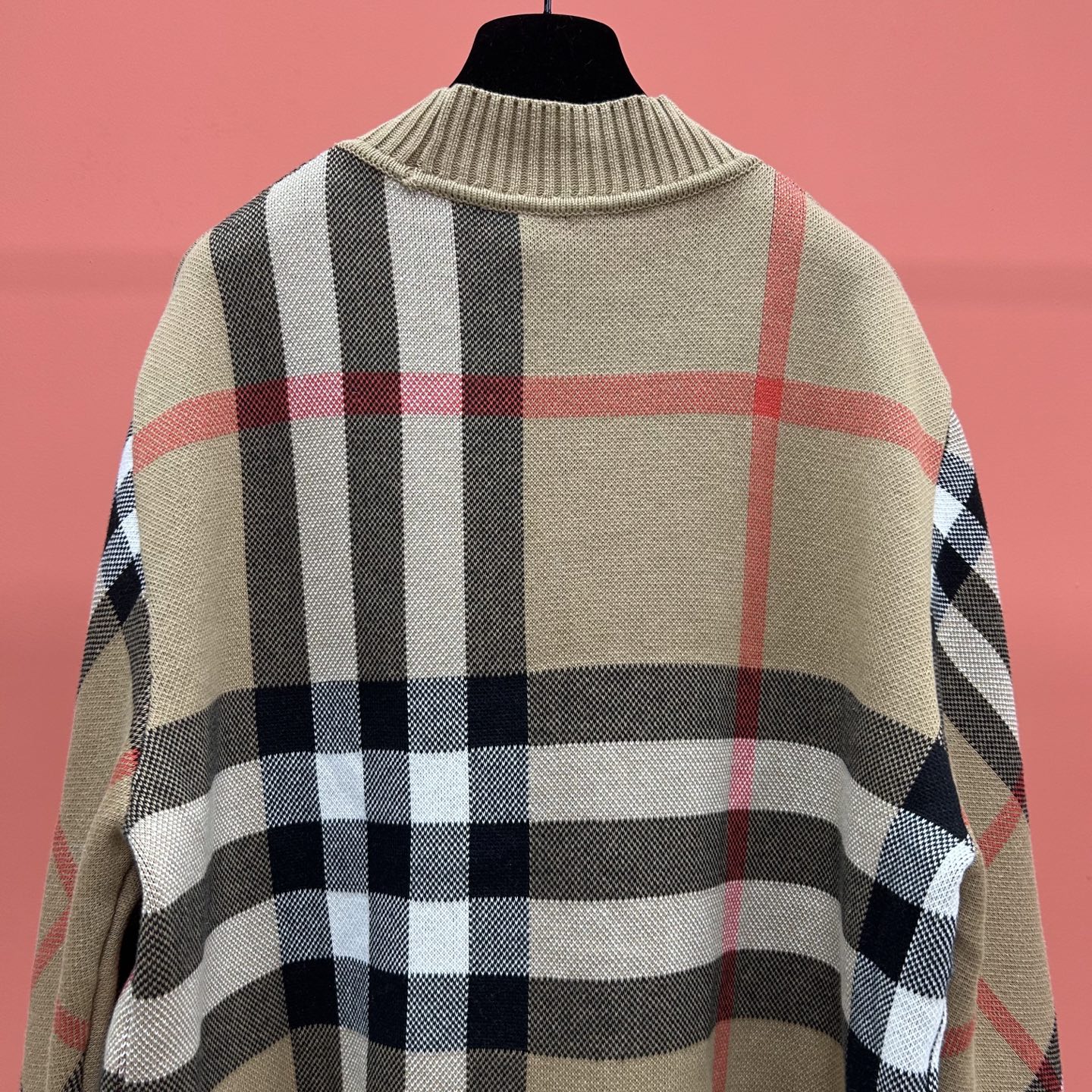 Burberry Knit Cardigan: Wool-Cotton Blend, Exquisite Check Pattern, Comfortable Fit 8 i1755744395317 6322 0 6