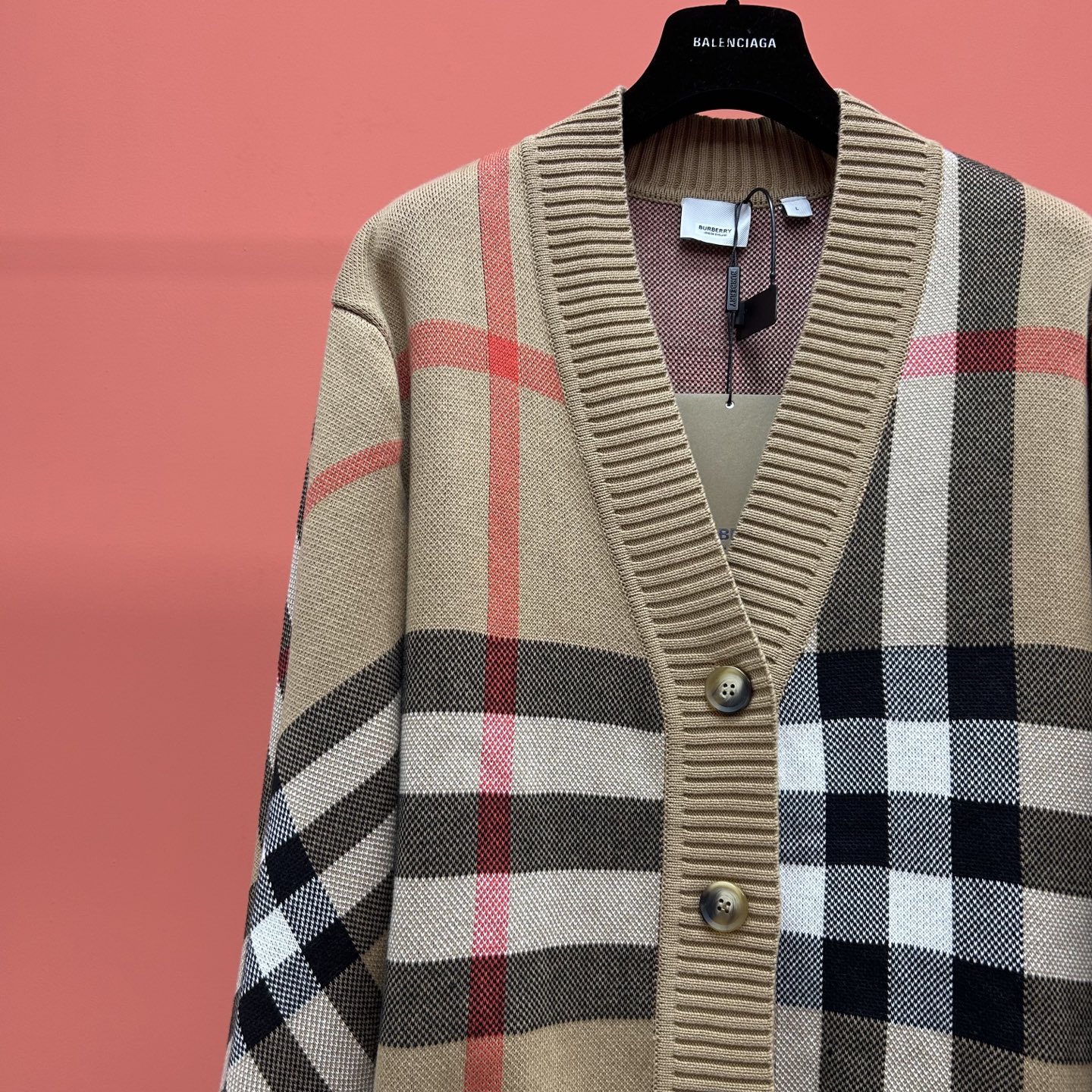 Burberry Knit Cardigan: Wool-Cotton Blend, Exquisite Check Pattern, Comfortable Fit 4 i1755744397832 3129 0 2